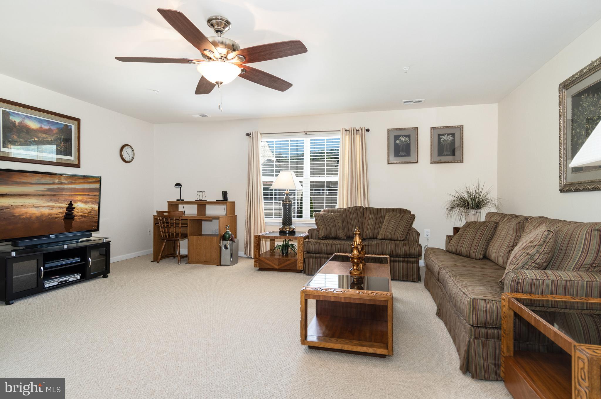 LAKELANDS AT EASTON - Residential