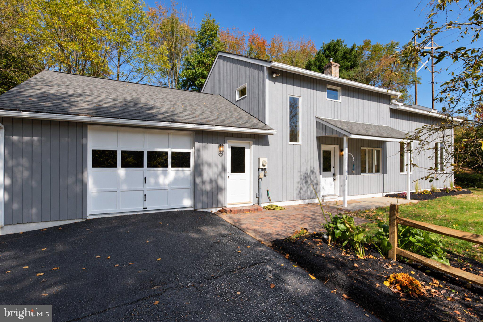 15 SIEGFRIEDALE ROAD