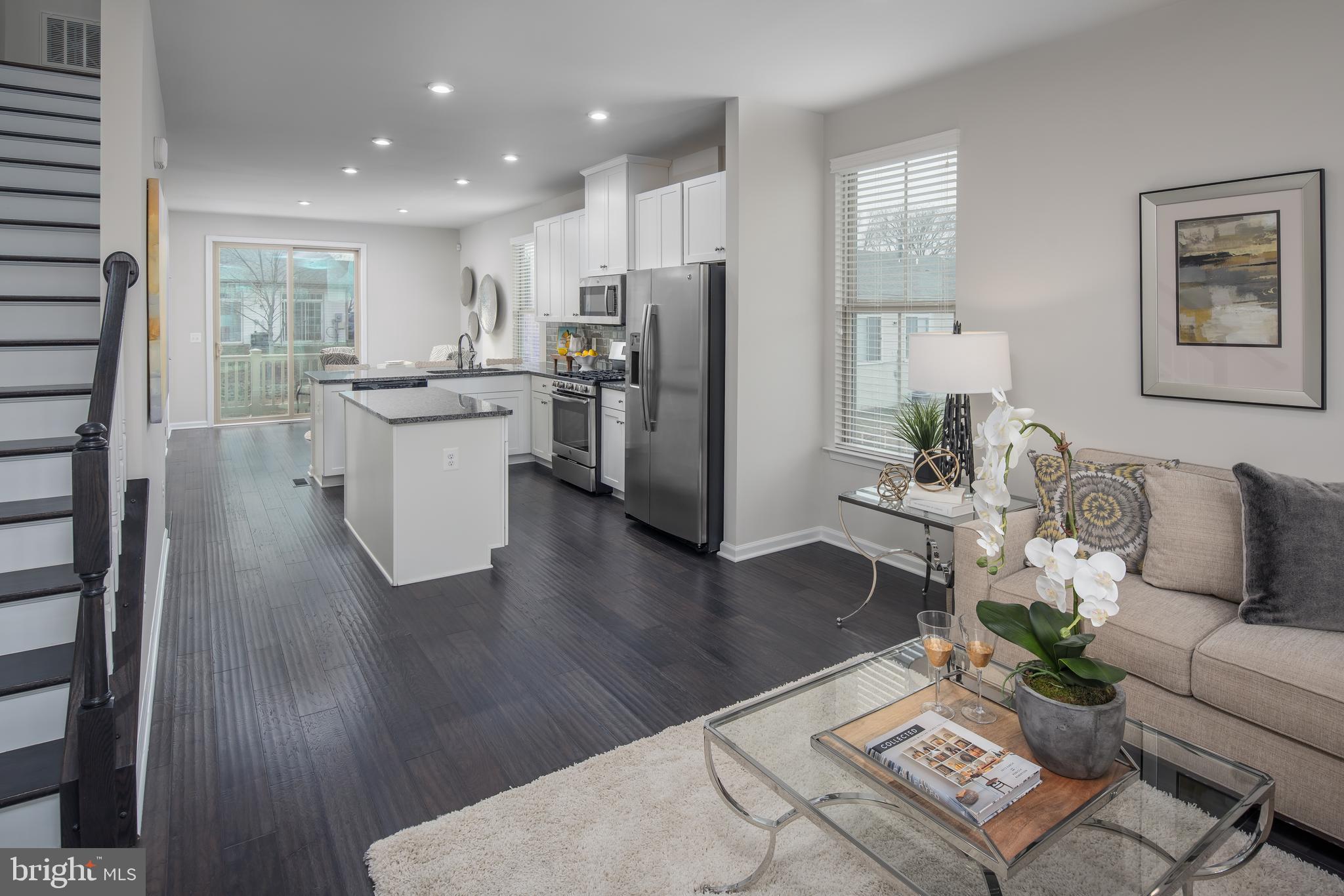 GREENBELT STATION - Residential