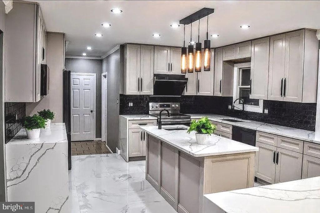 Photo of 2198 Cambridge Circle, JAMISON, PA 18929 (MLS # PABU2110164)