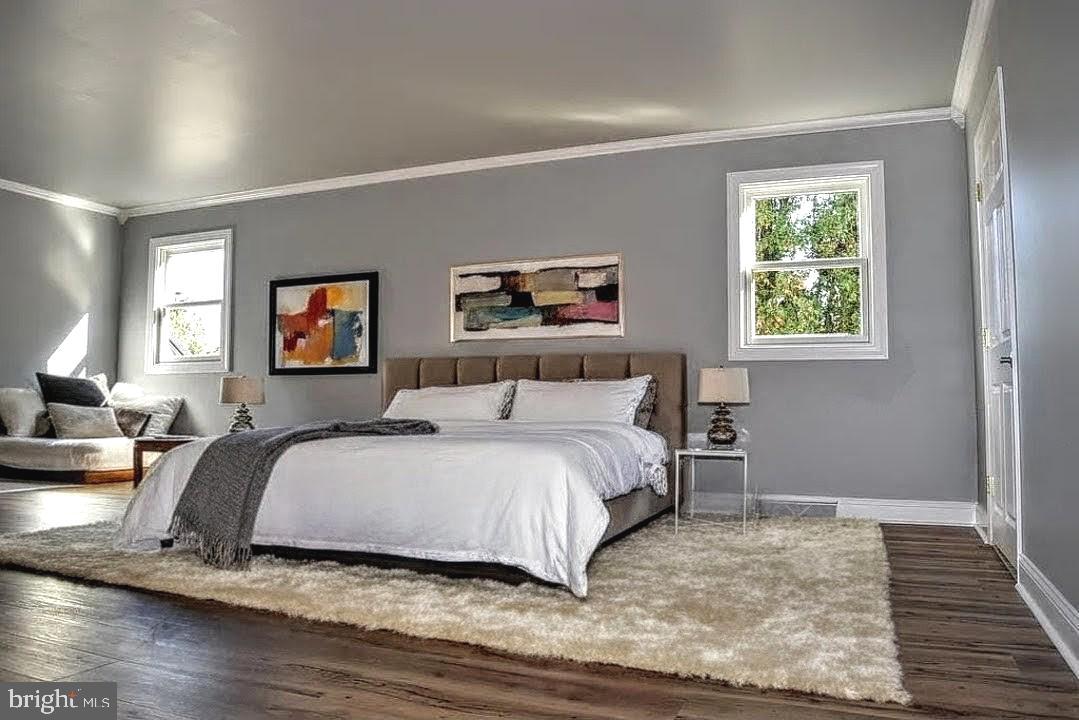 2198 CAMBRIDGE CIRCLE