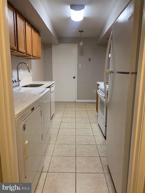 PINES CONDOMINIUM - Residential Lease