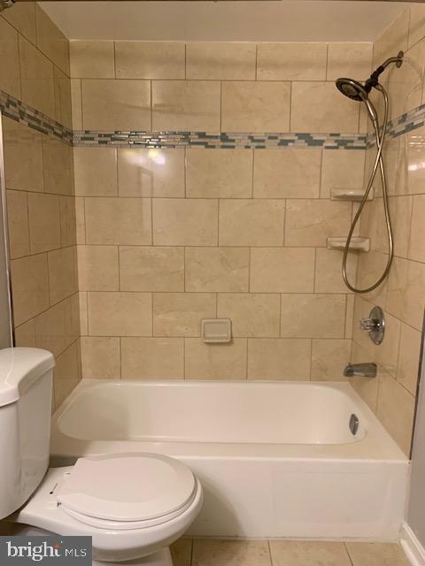 PINES CONDOMINIUM - Residential Lease