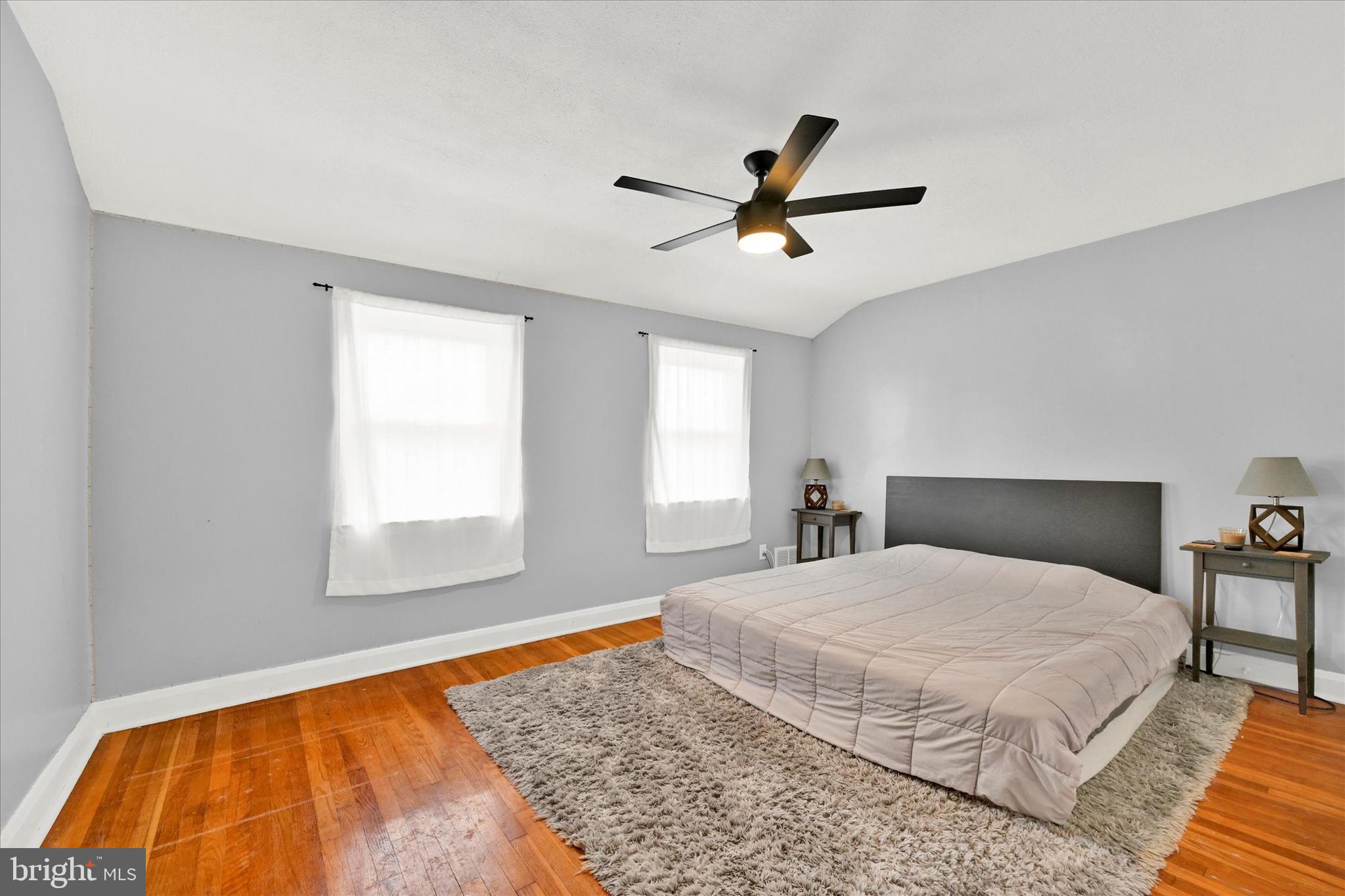 MIDDLESEX - Residential