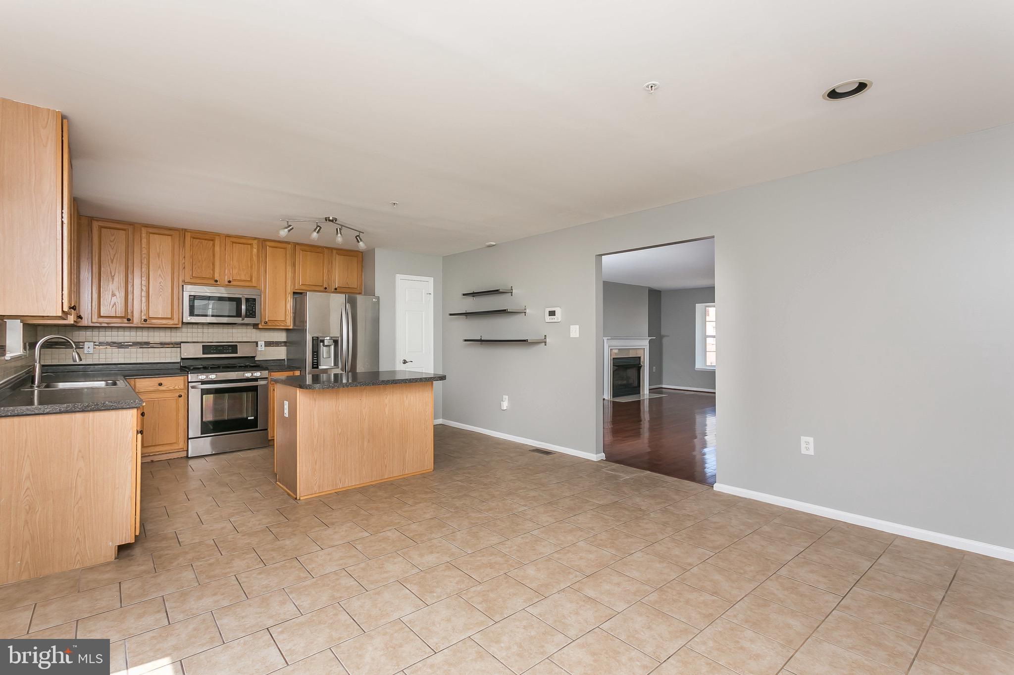 LYONS GATE - Residential