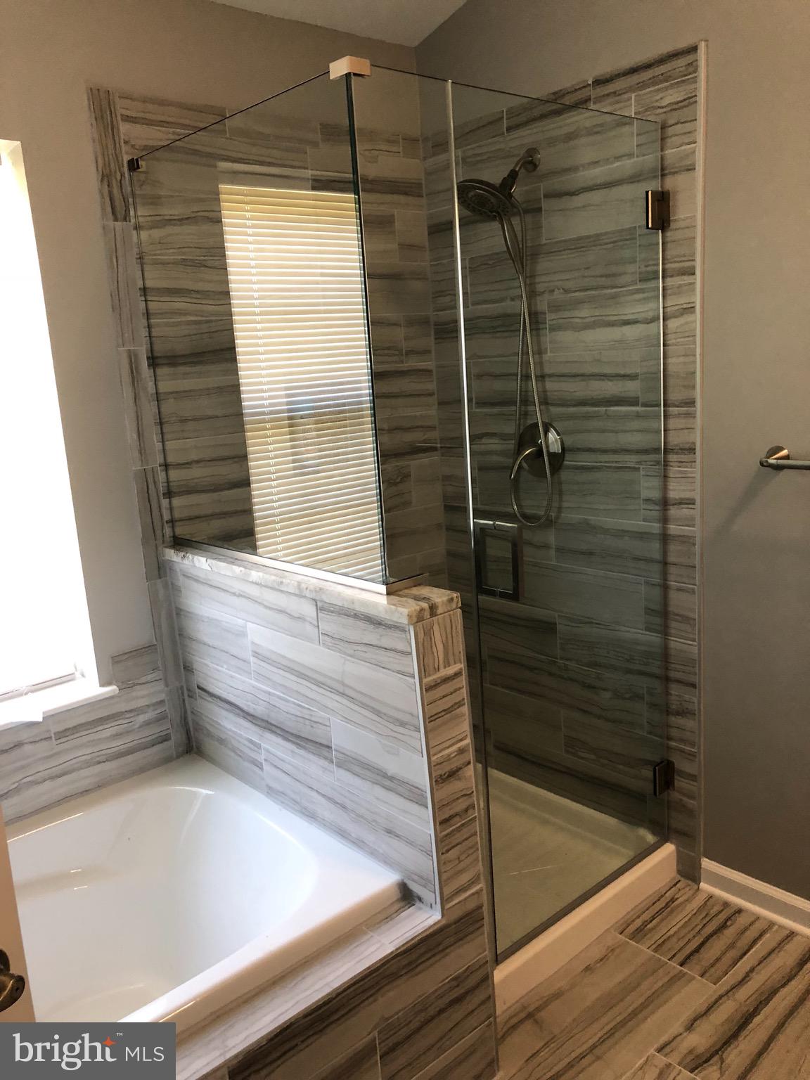 LYONS GATE - Residential