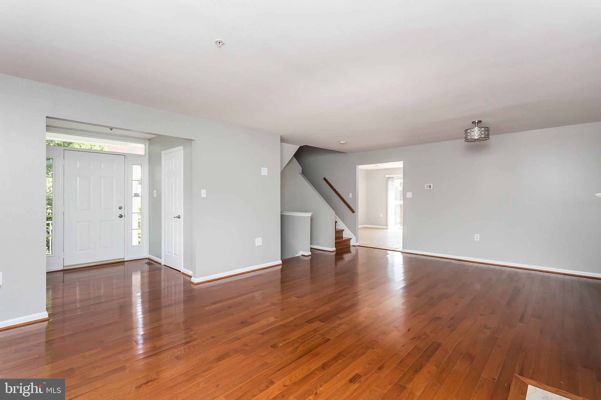 LYONS GATE - Residential