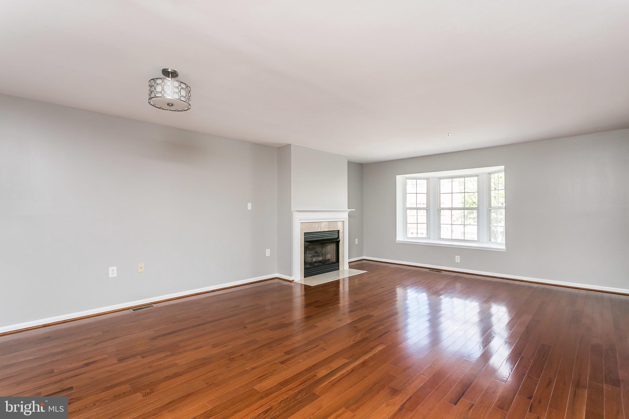 LYONS GATE - Residential