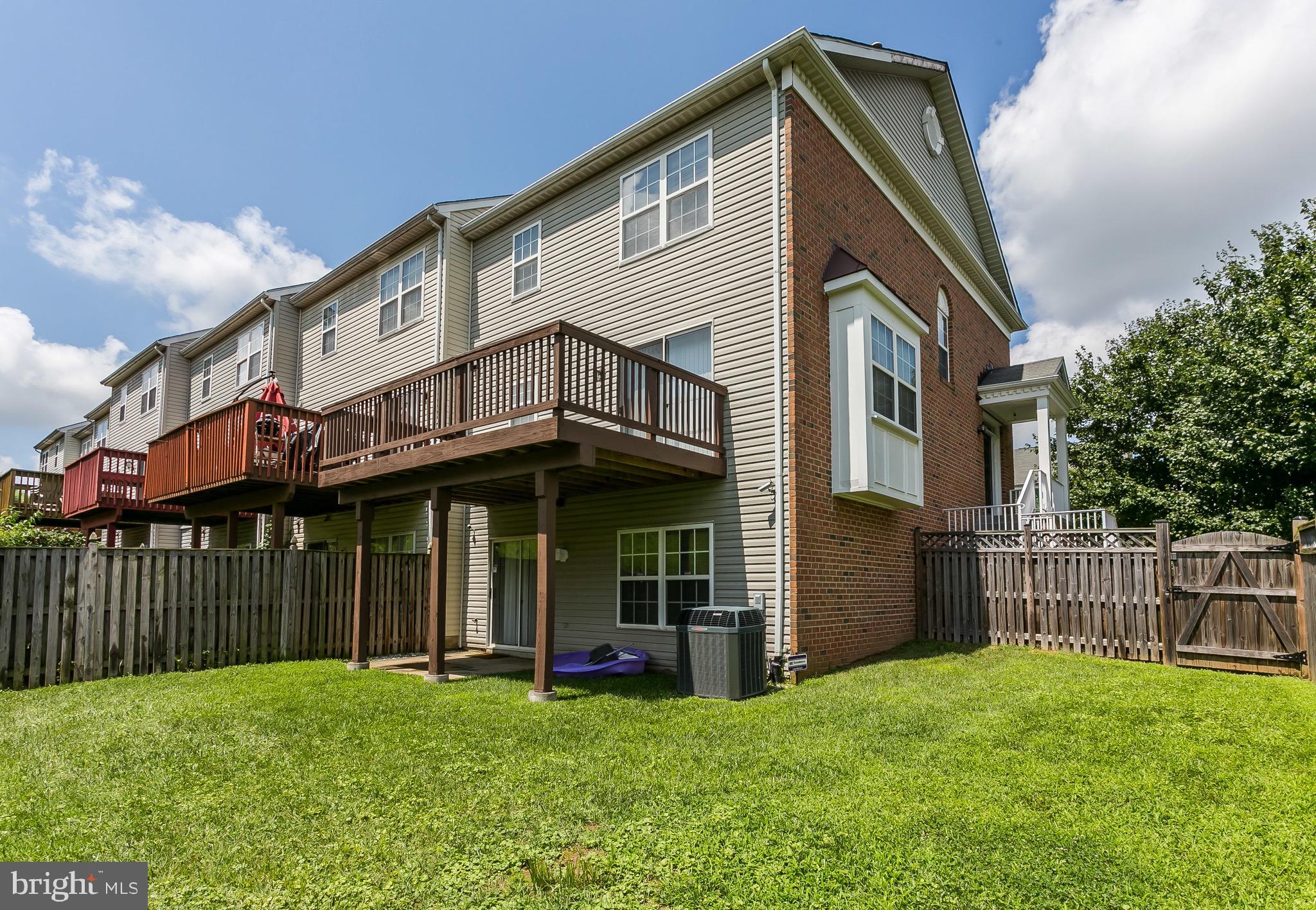 LYONS GATE - Residential