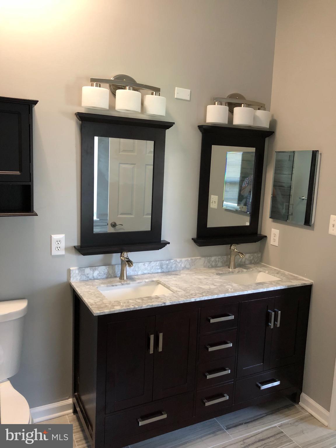 LYONS GATE - Residential