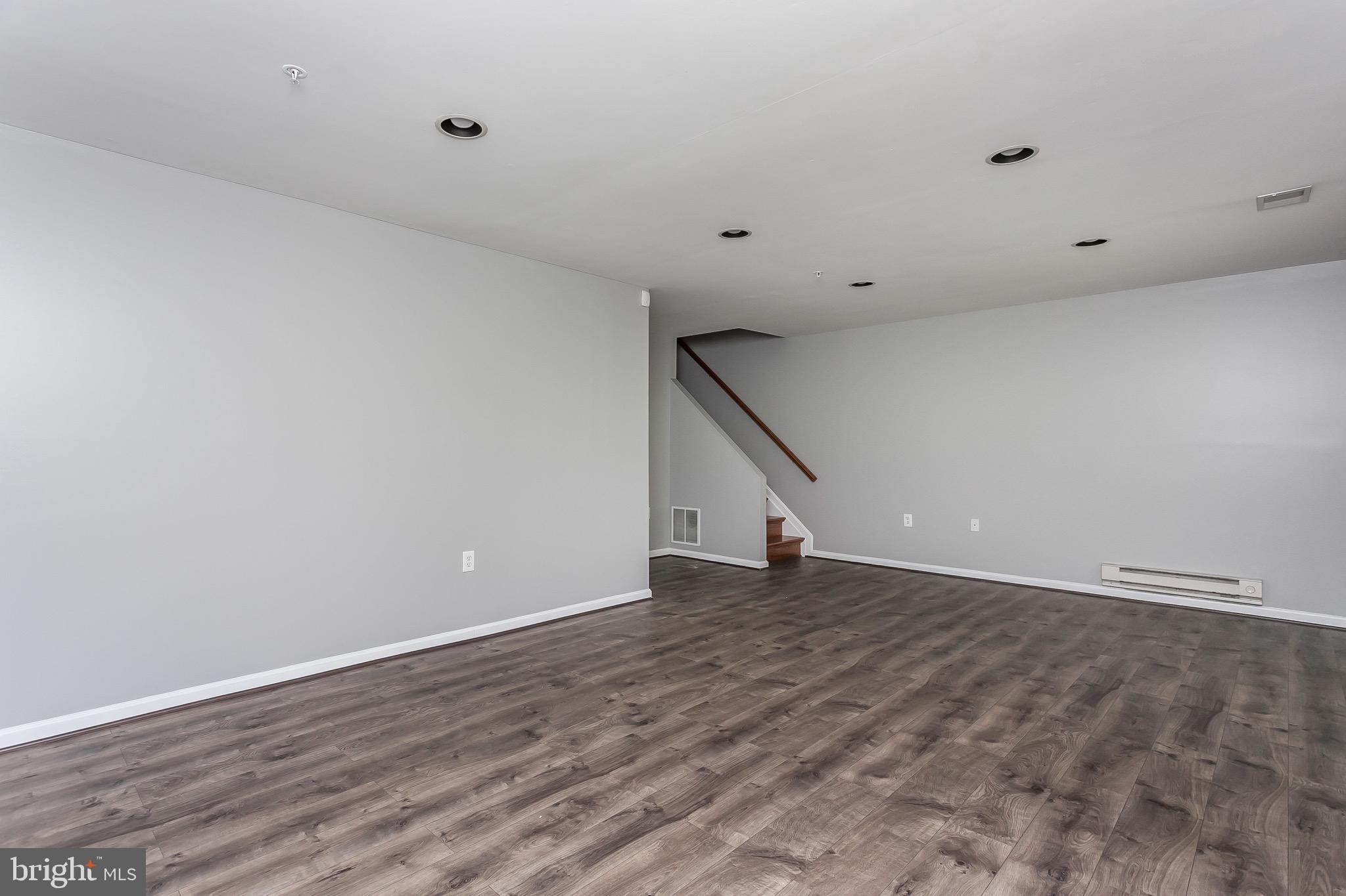 LYONS GATE - Residential