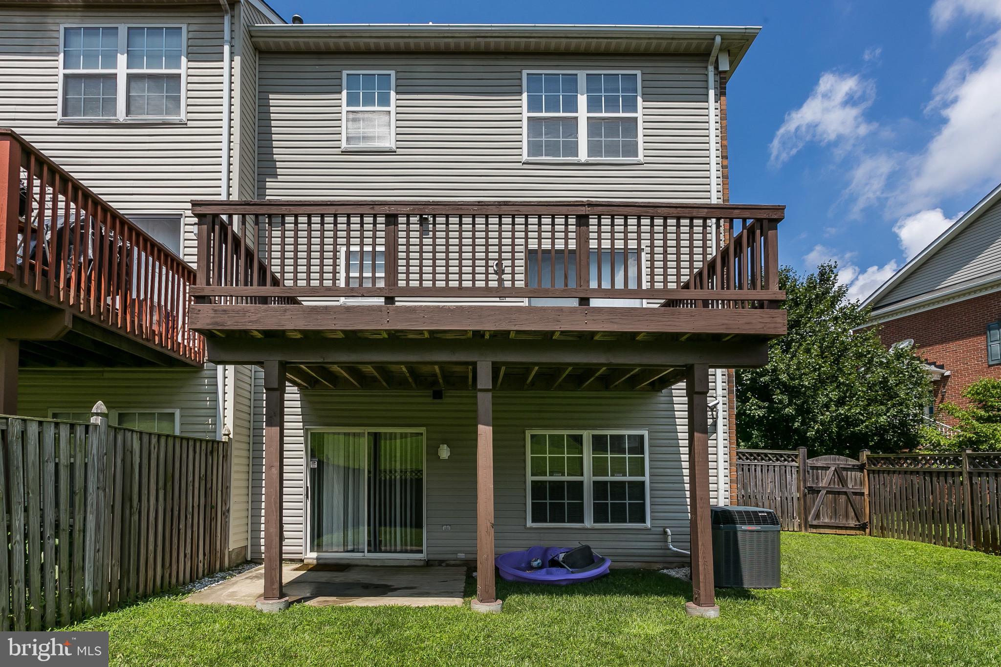 LYONS GATE - Residential