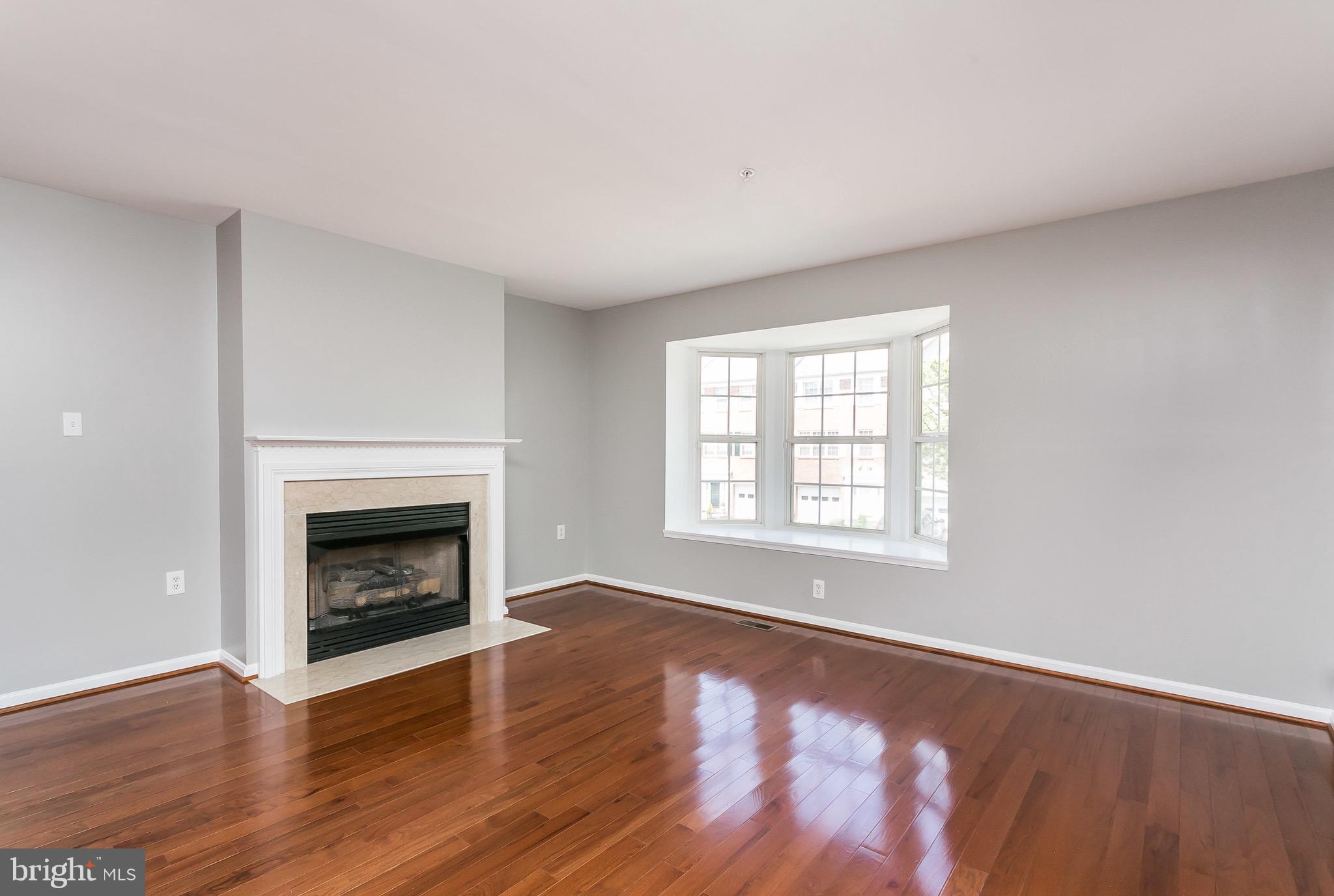 LYONS GATE - Residential