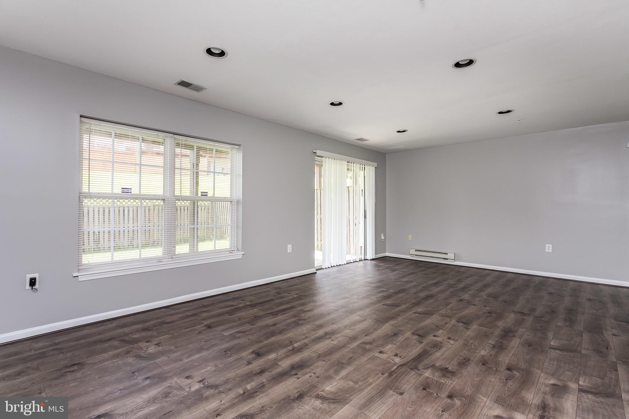 LYONS GATE - Residential