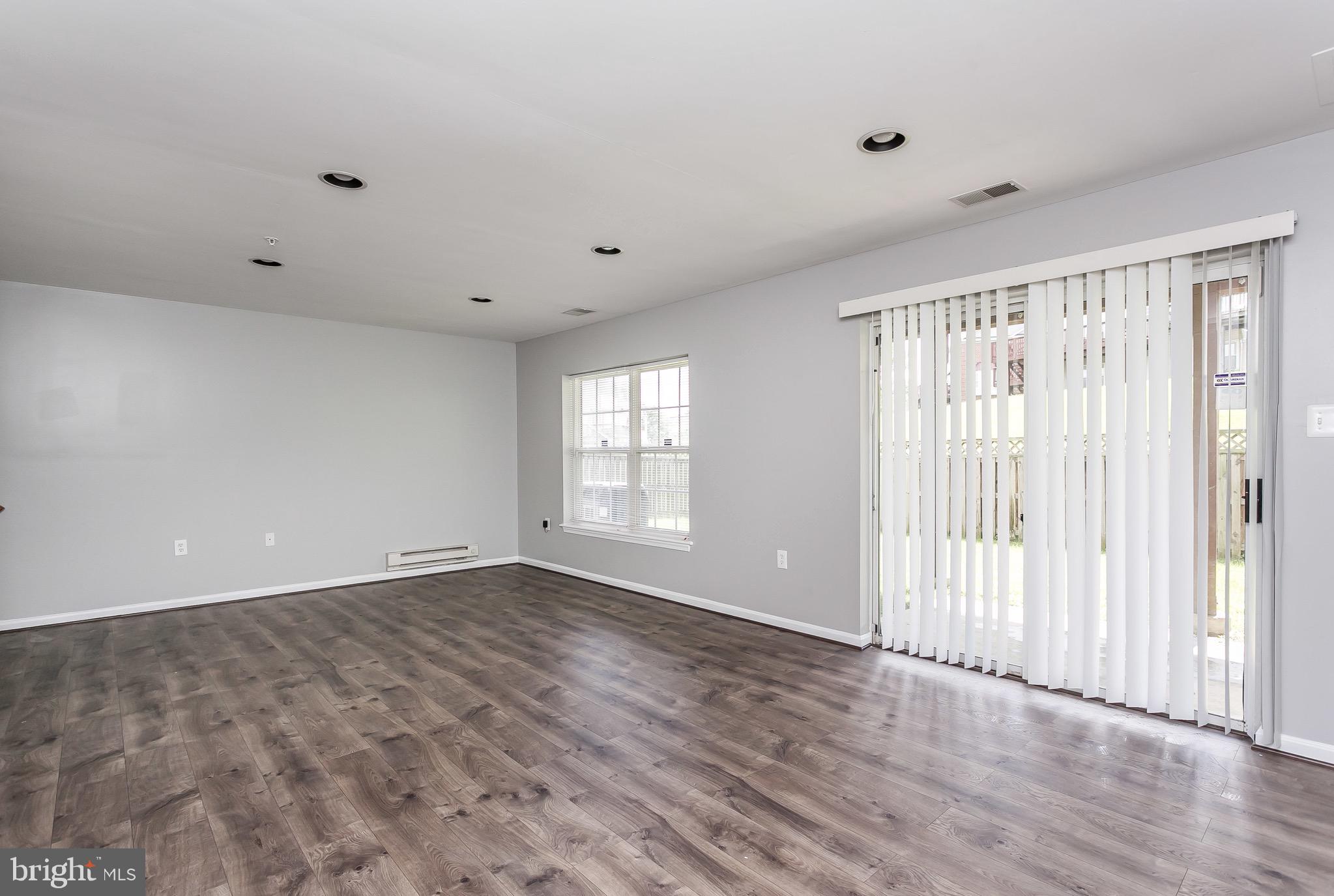 LYONS GATE - Residential