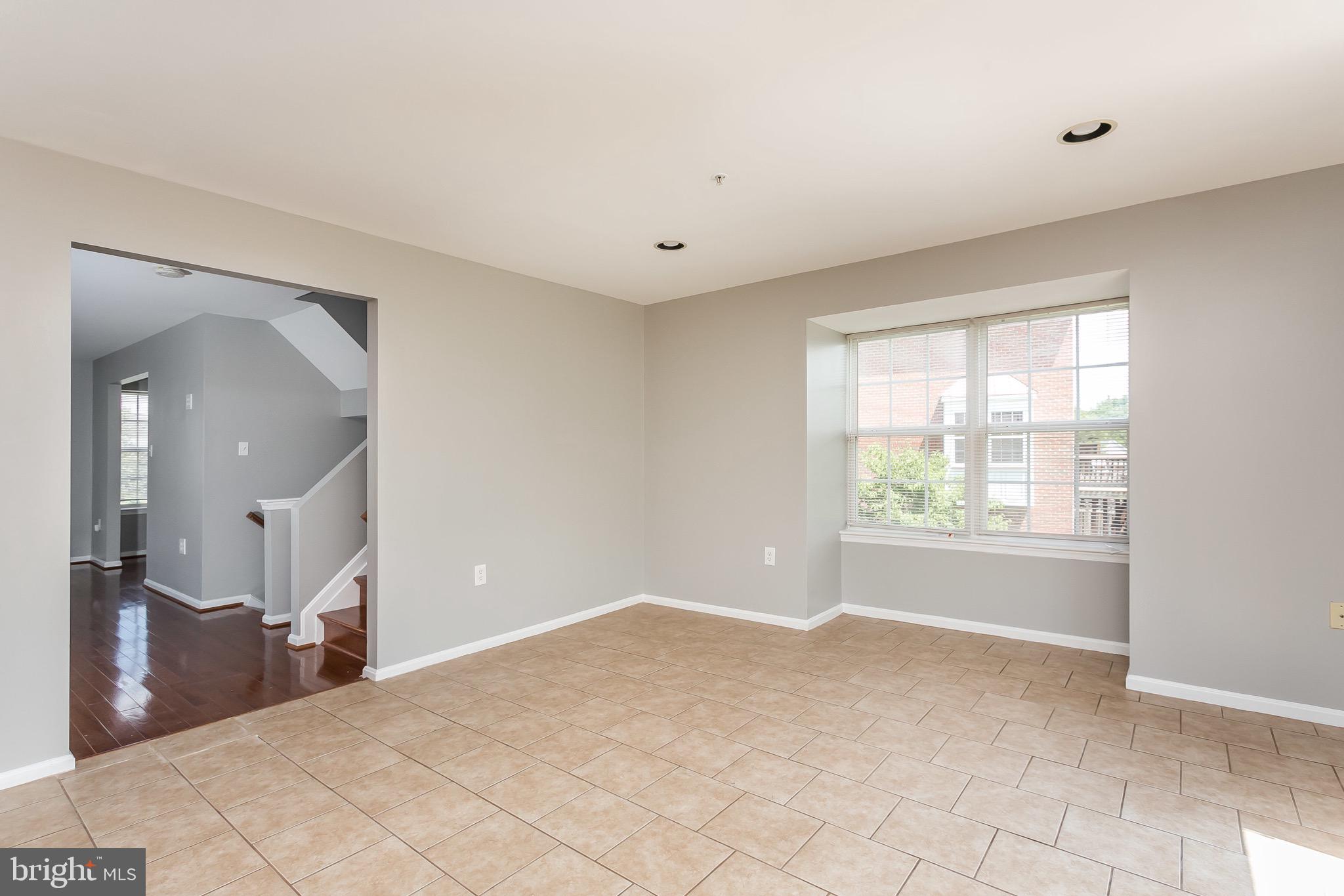 LYONS GATE - Residential