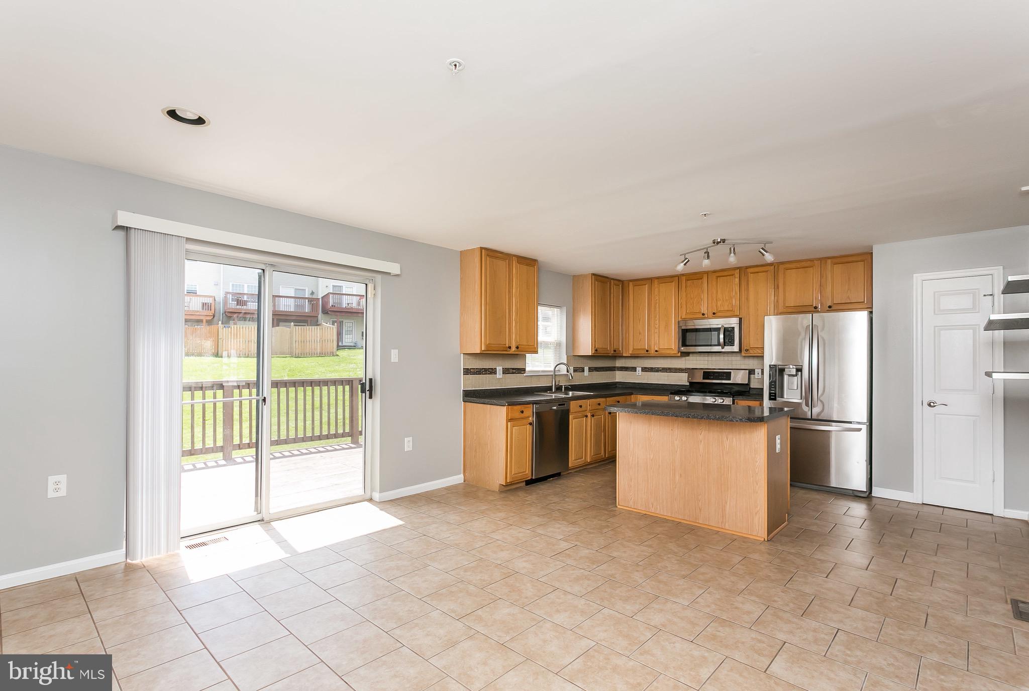 LYONS GATE - Residential