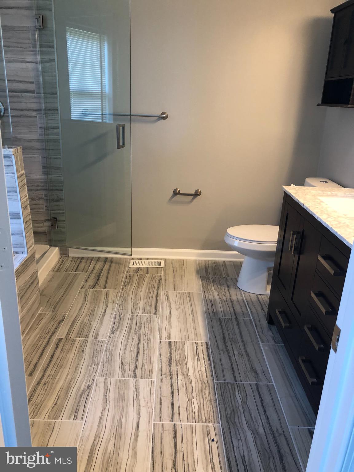 LYONS GATE - Residential