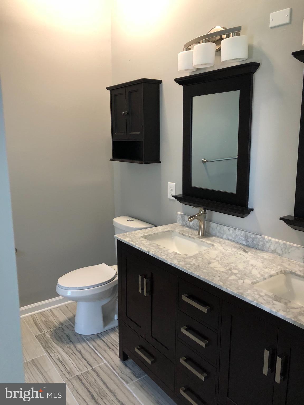 LYONS GATE - Residential