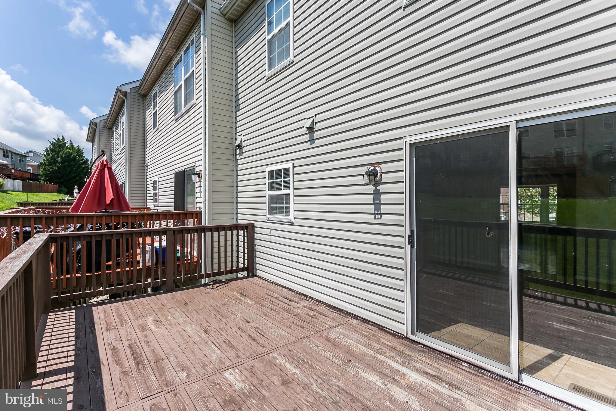 LYONS GATE - Residential