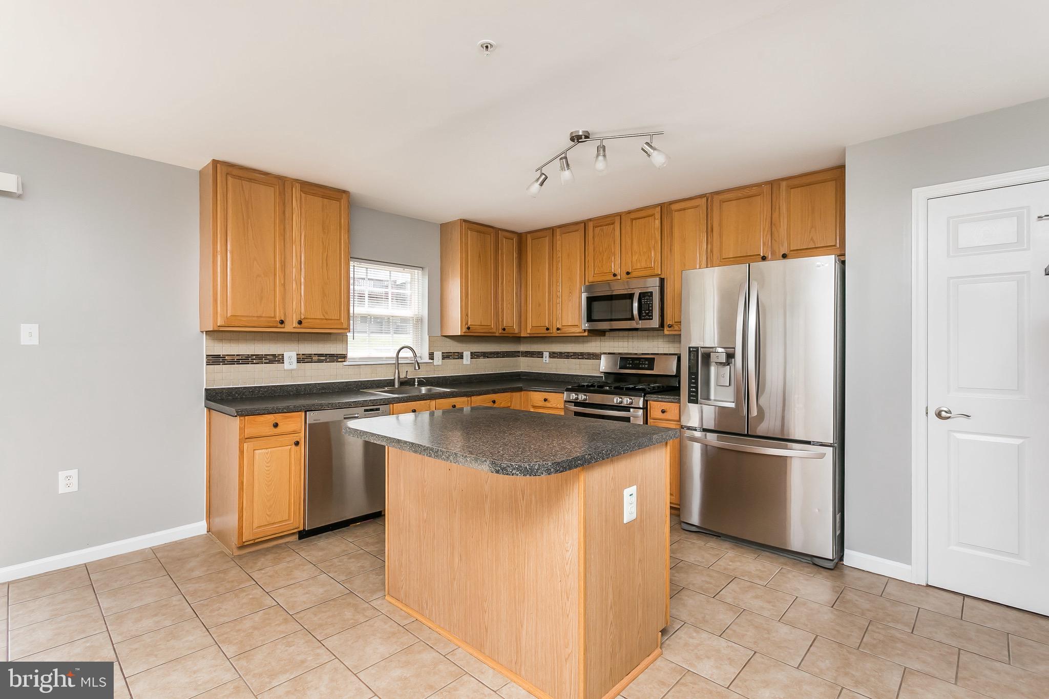 LYONS GATE - Residential