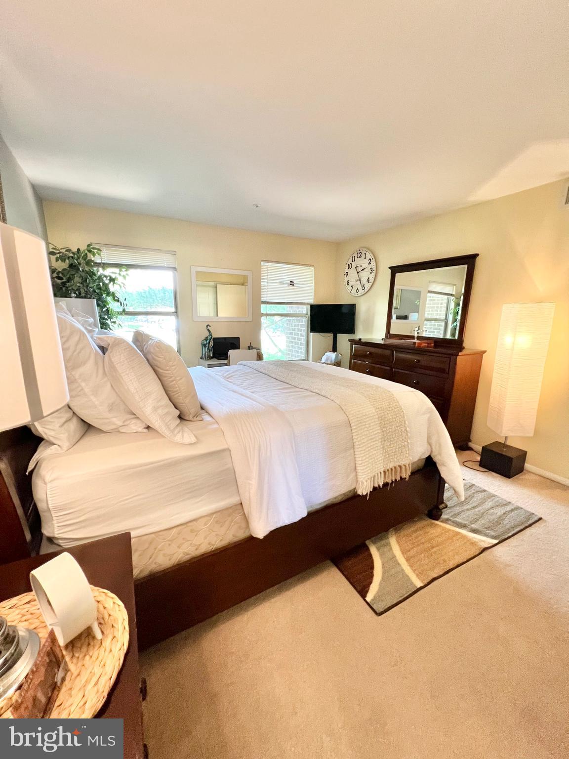 WILLOW WOOD - Residential Lease