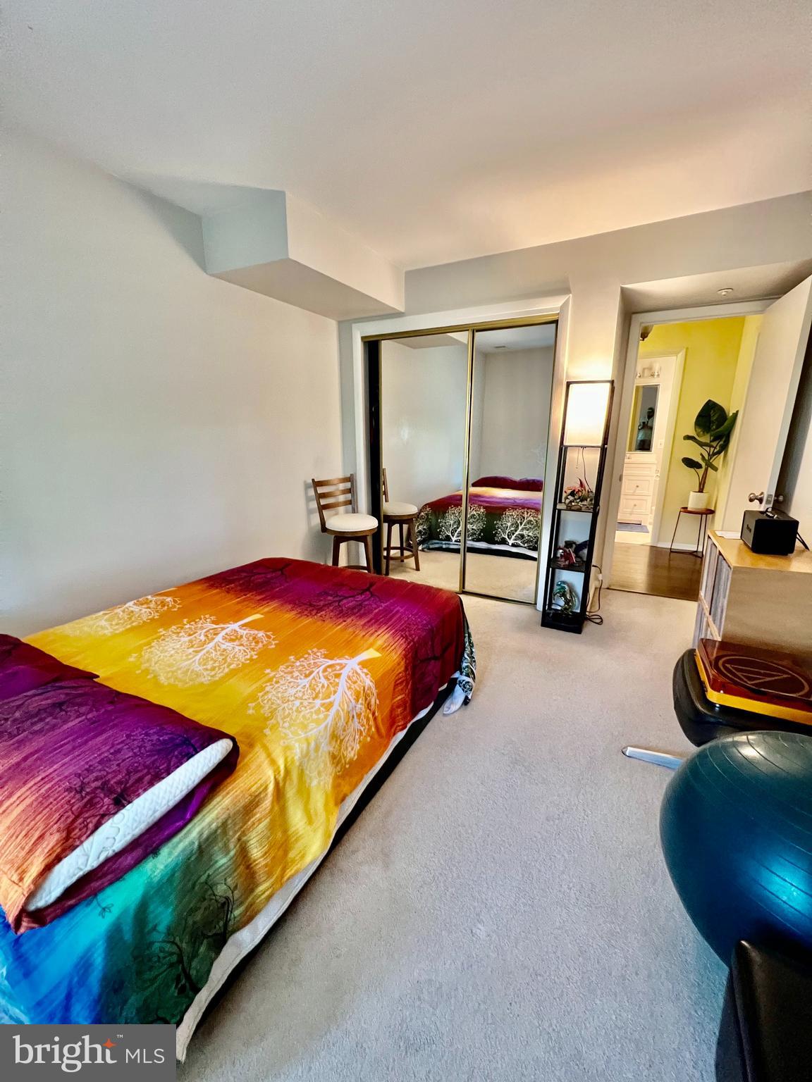 WILLOW WOOD - Residential Lease