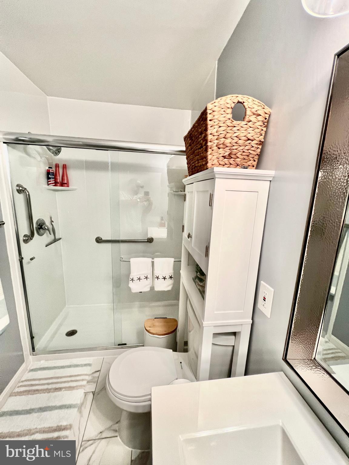 WILLOW WOOD - Residential Lease