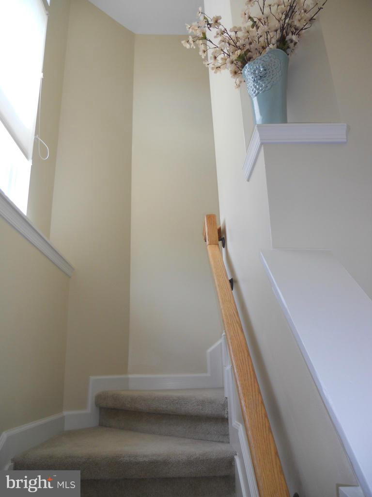 RIVERSIDE STATION - Residential Lease