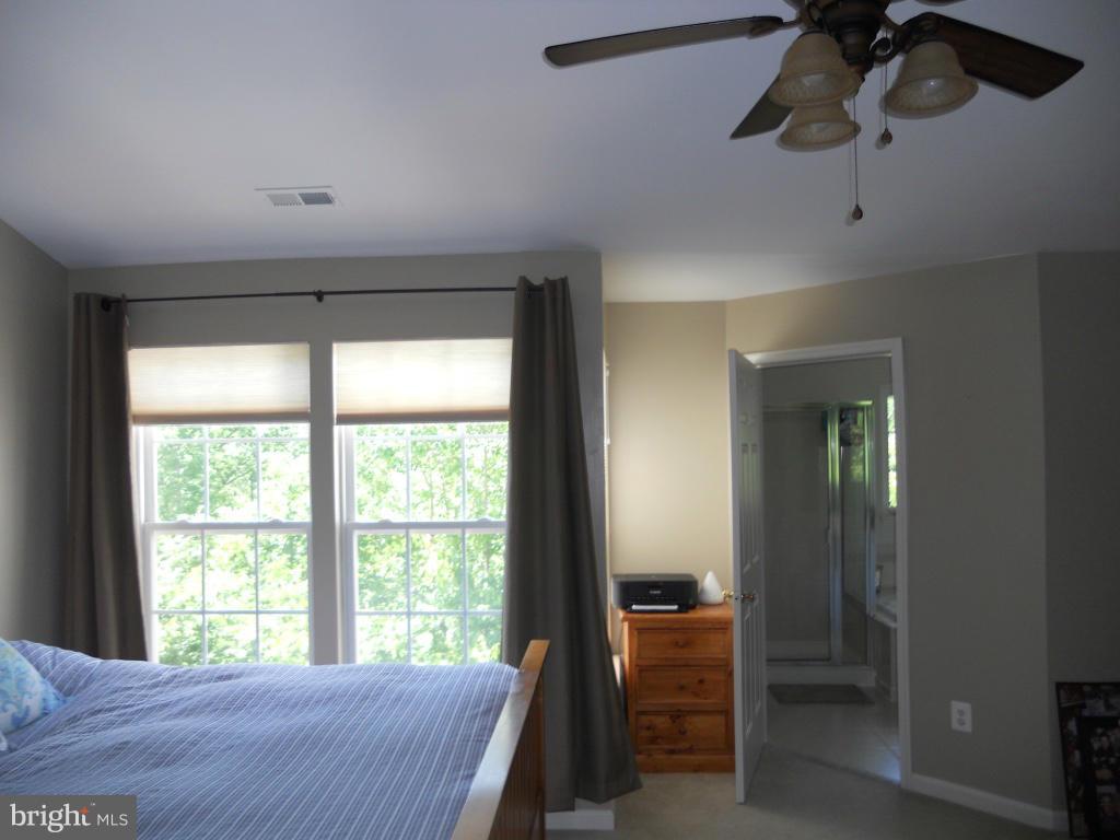 RIVERSIDE STATION - Residential Lease