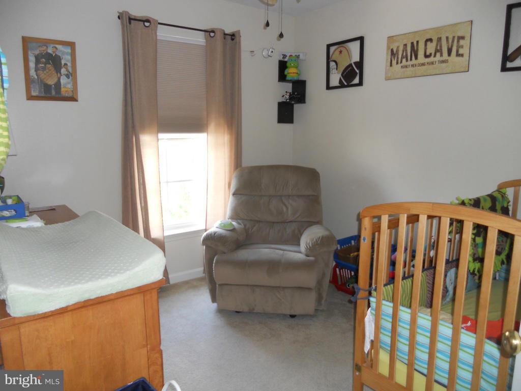 RIVERSIDE STATION - Residential Lease