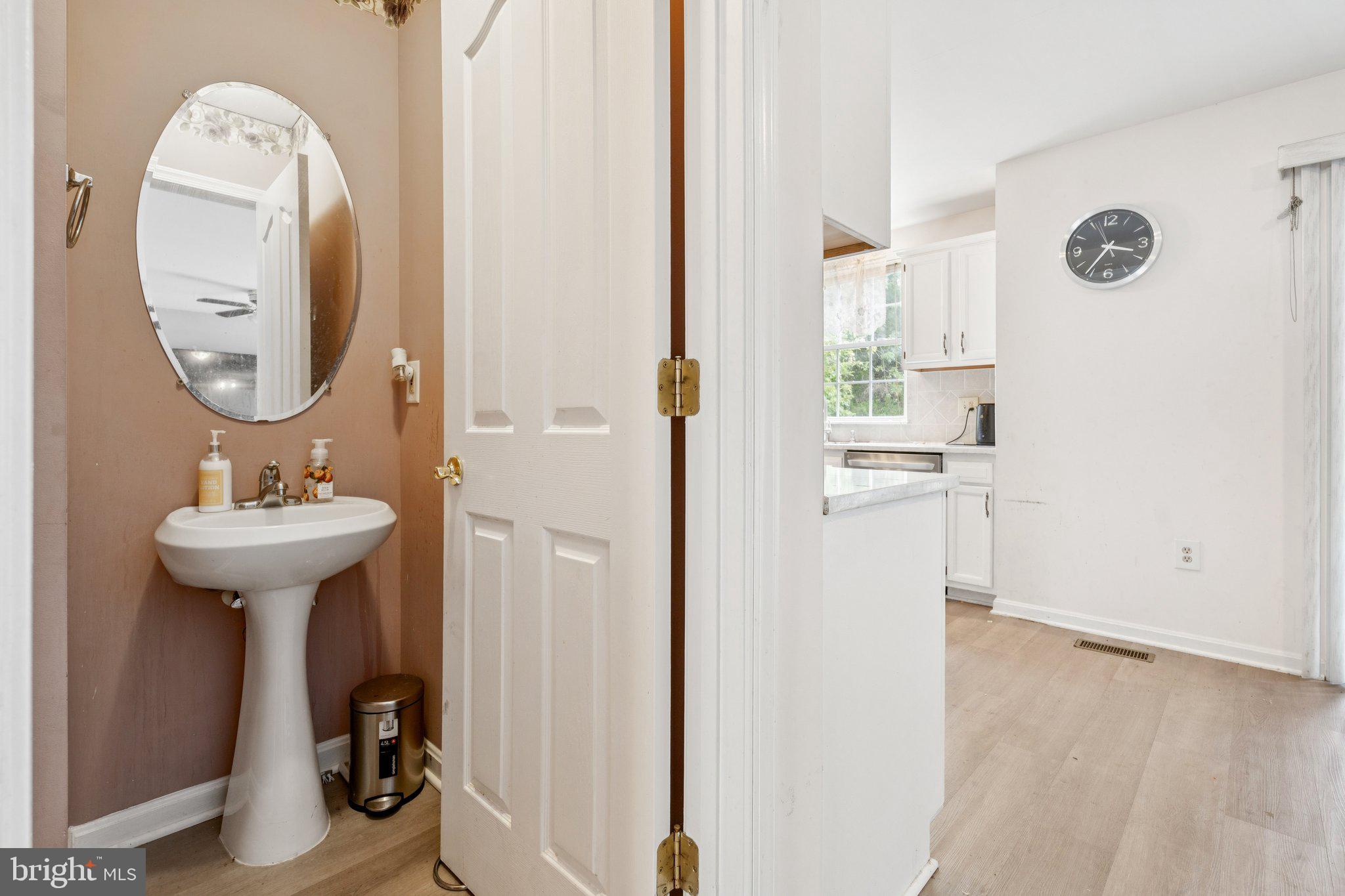 CARNEY GROVE - Residential