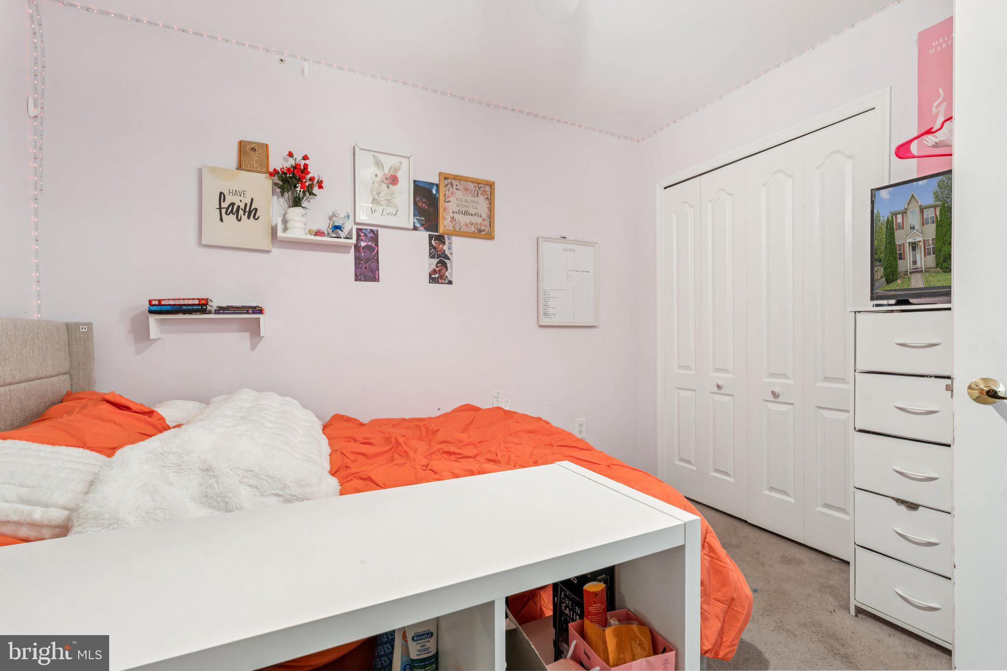 CARNEY GROVE - Residential