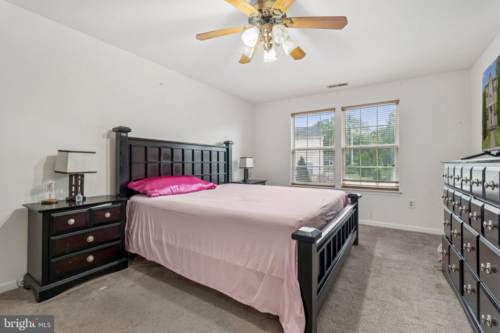 CARNEY GROVE - Residential