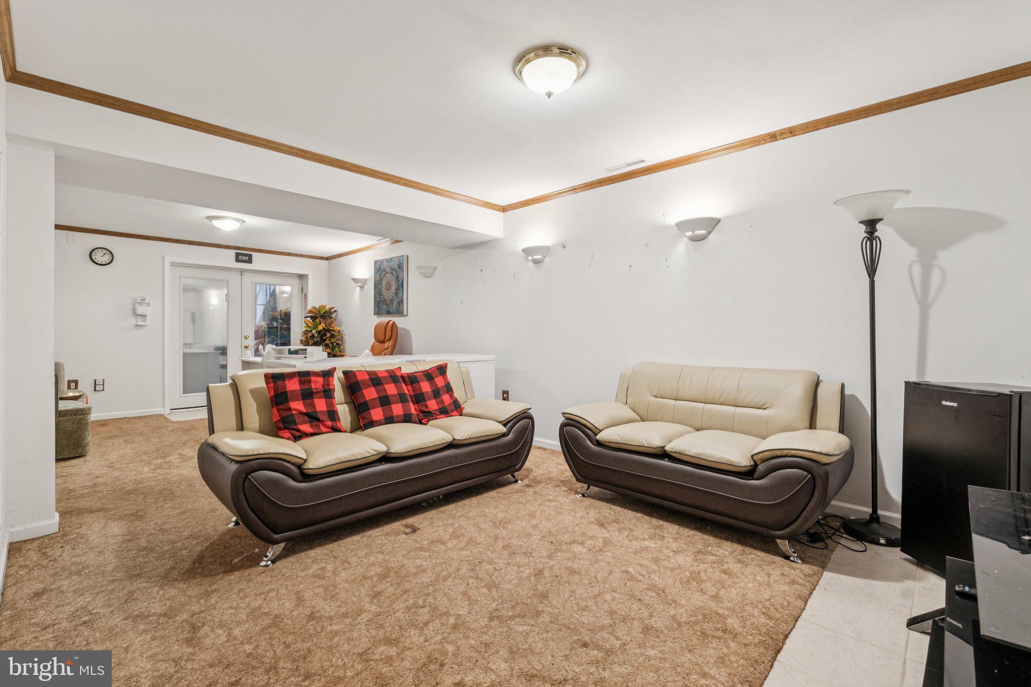 CARNEY GROVE - Residential