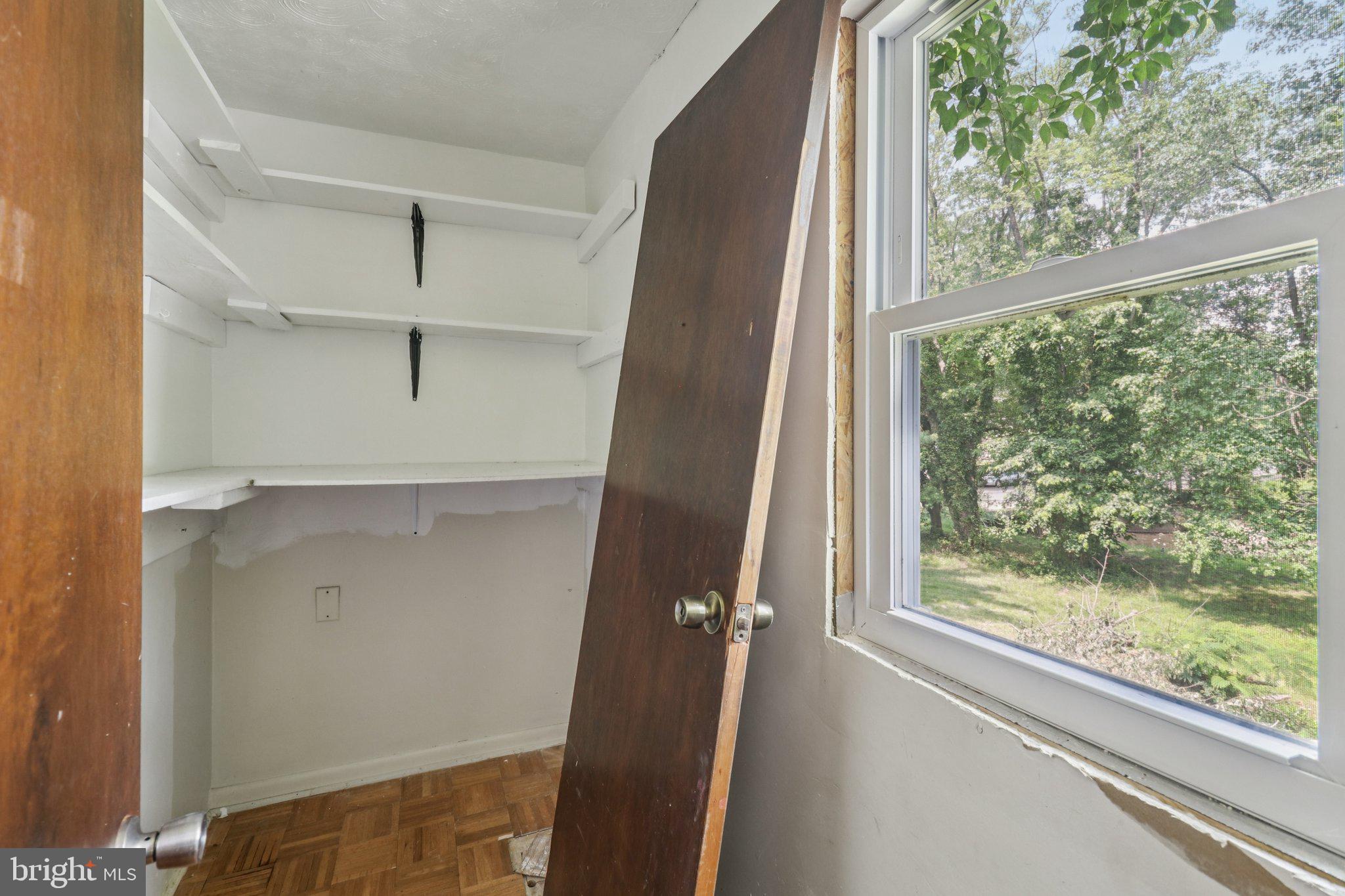 ENGLESIDE VILLAGE - Residential