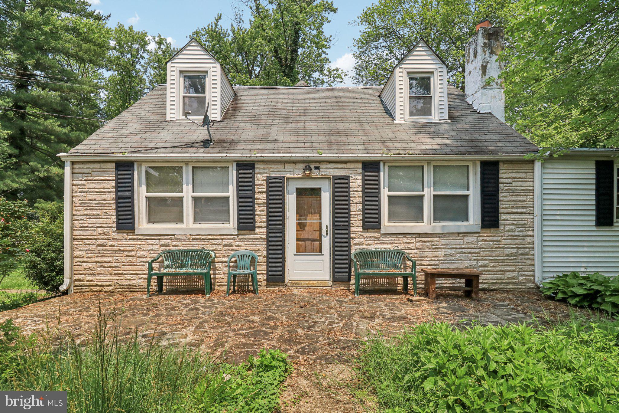 ENGLESIDE VILLAGE - Residential