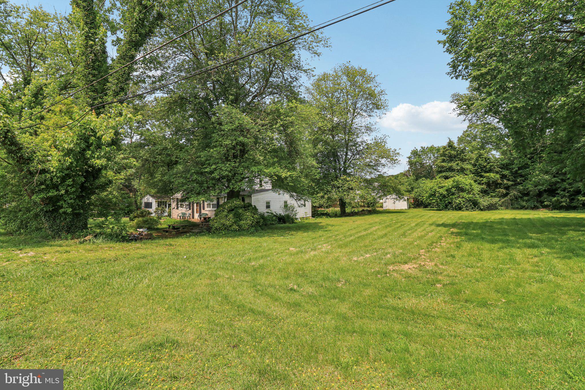 ENGLESIDE VILLAGE - Residential