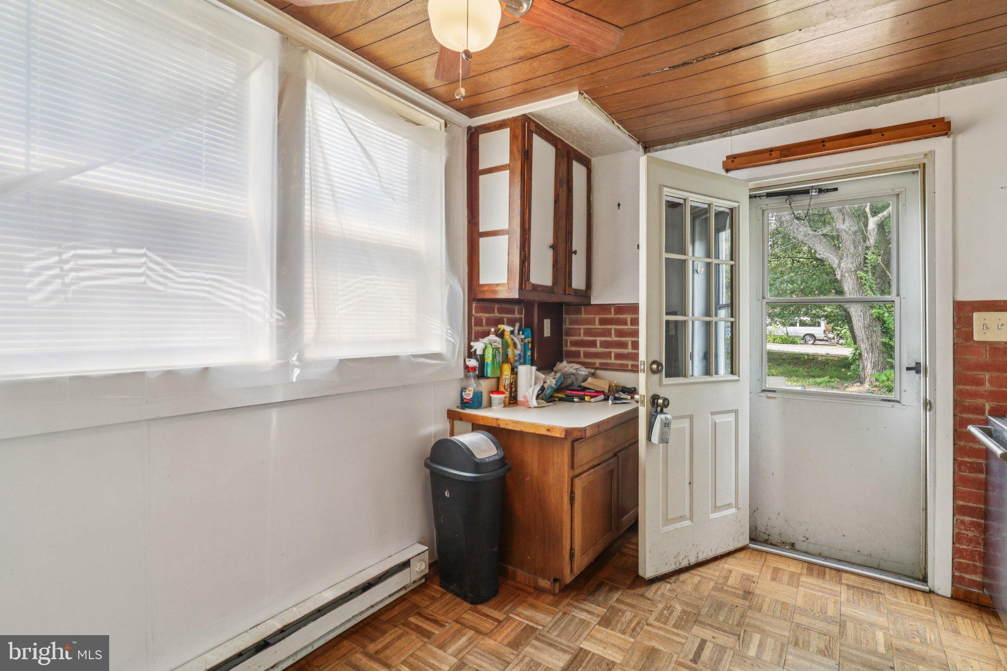 ENGLESIDE VILLAGE - Residential