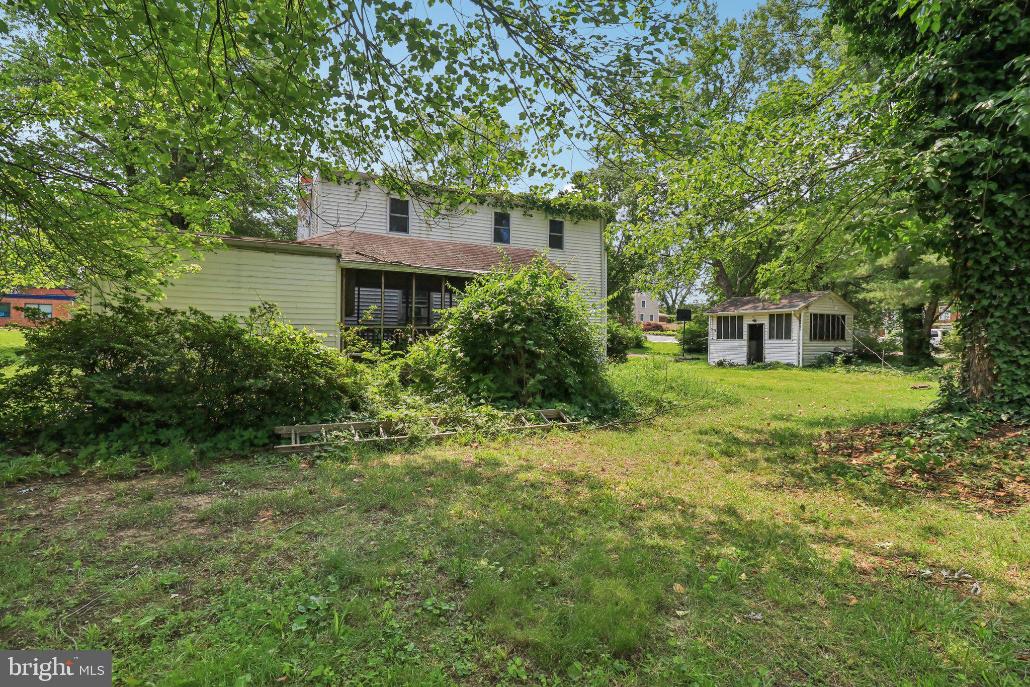 ENGLESIDE VILLAGE - Residential