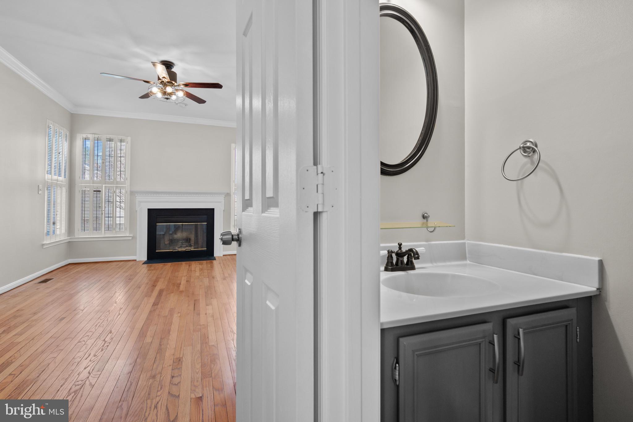 MEADOWGATE - Residential