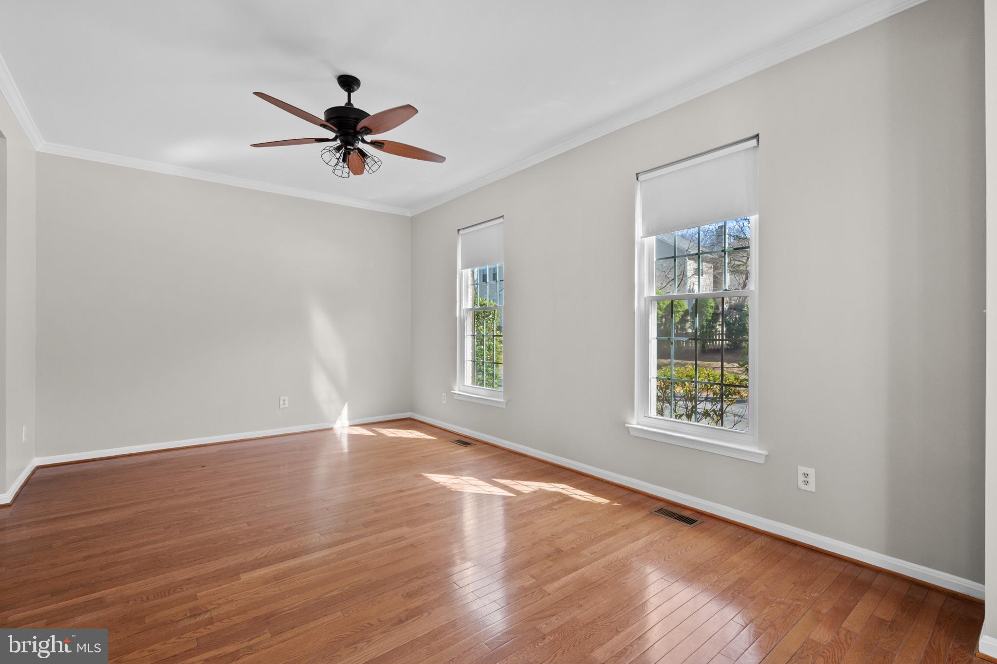 MEADOWGATE - Residential