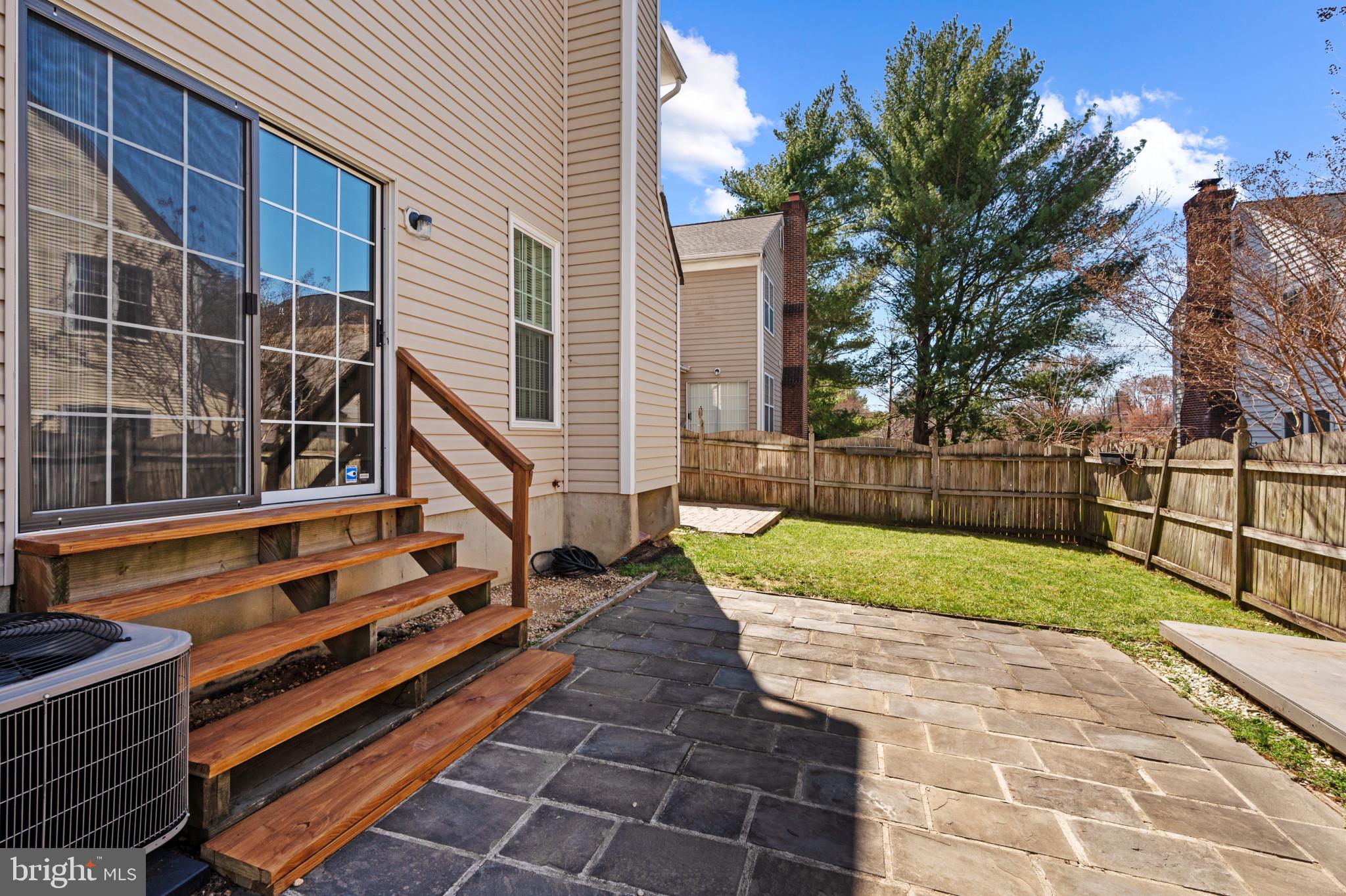 MEADOWGATE - Residential