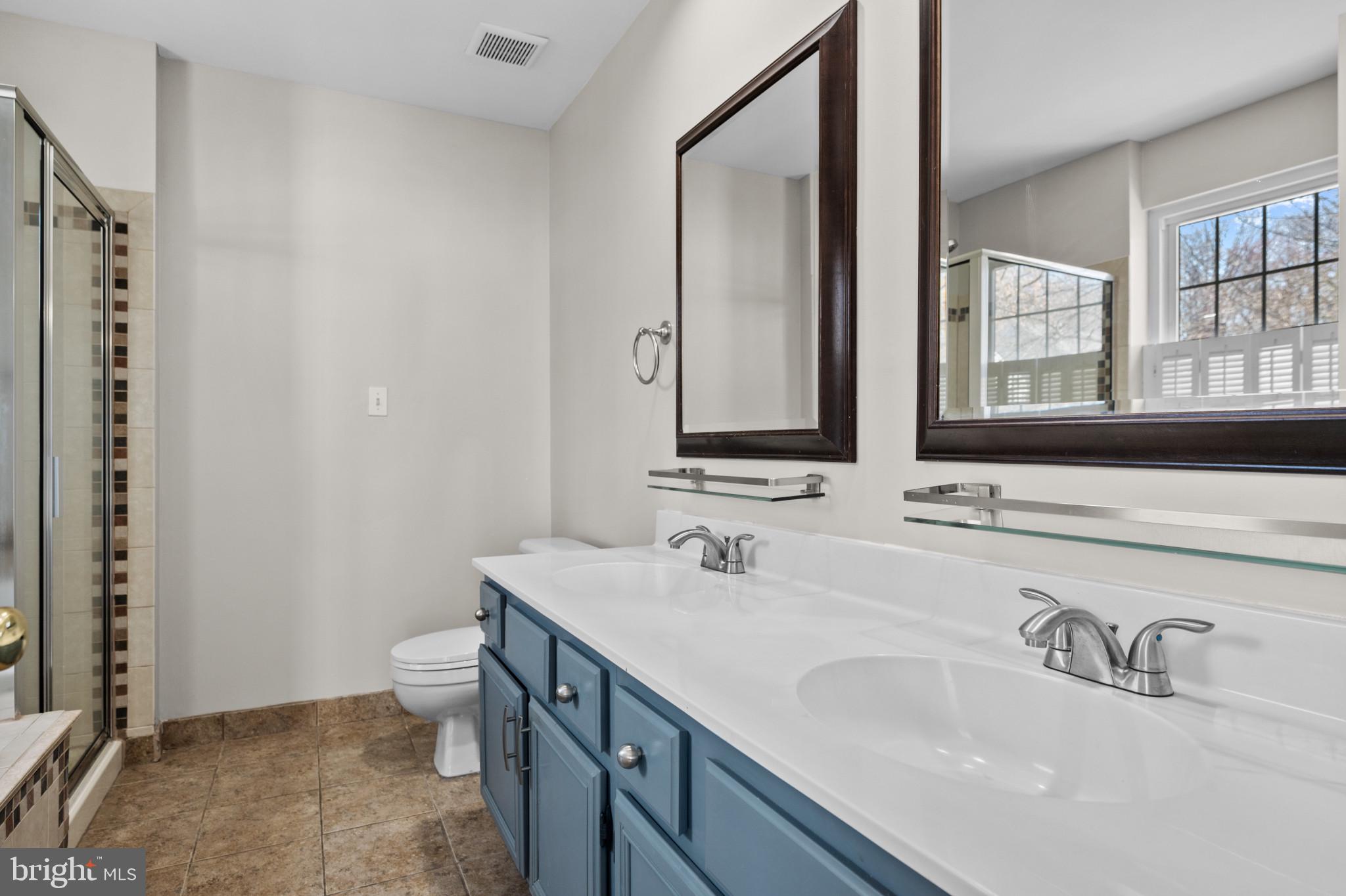 MEADOWGATE - Residential