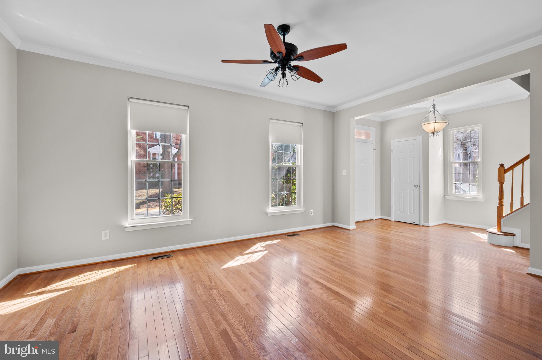 MEADOWGATE - Residential