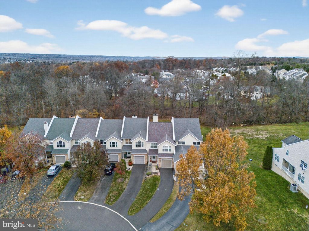 Photo of 154 Galway Circle, CHALFONT, PA 18914 (MLS # PABU2109906)