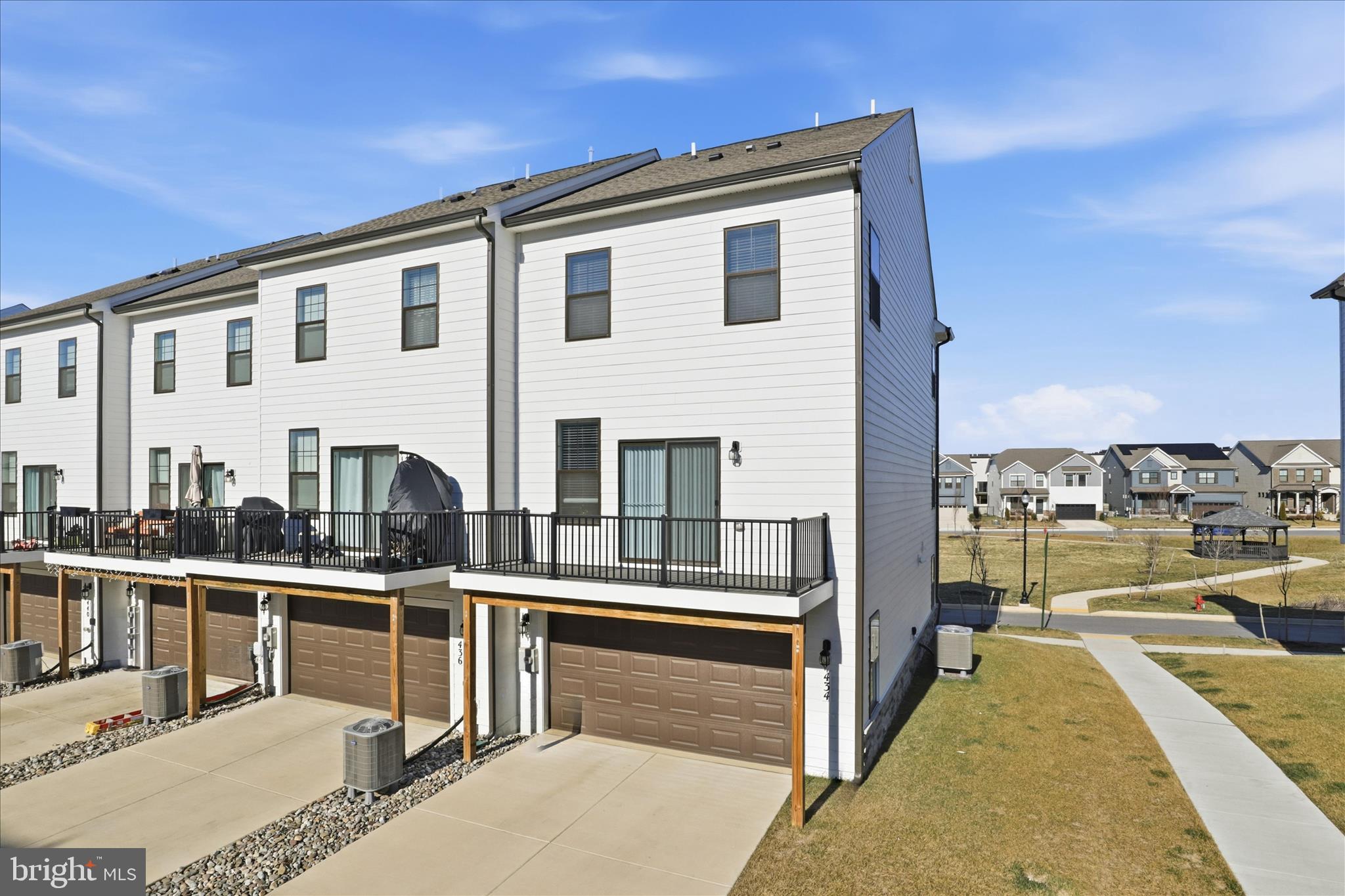 RENN QUARTER - Residential