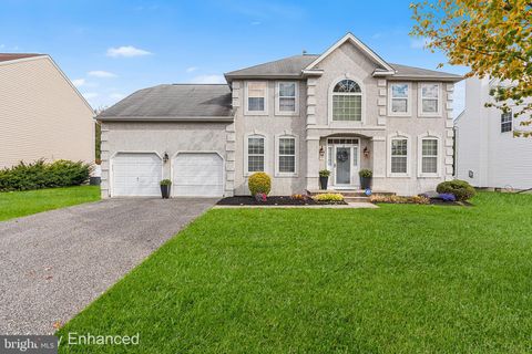 Homes For Sale - 19 Howard Street<br/> CARNEYS POINT, NJ 08069