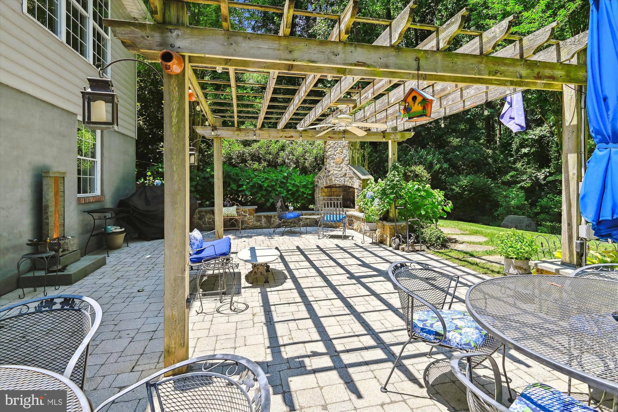 BLAKELY WOODS - Residential