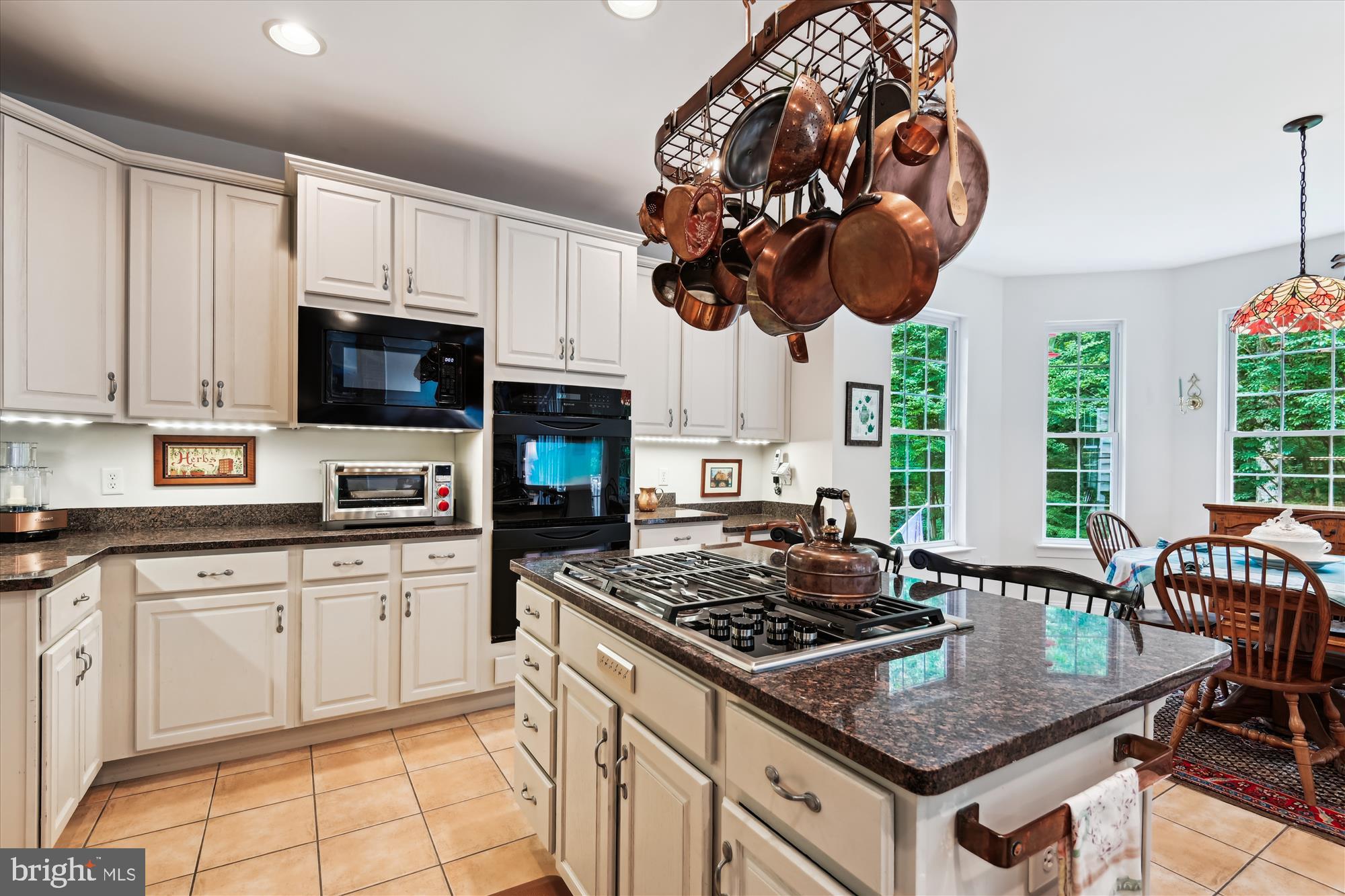 BLAKELY WOODS - Residential